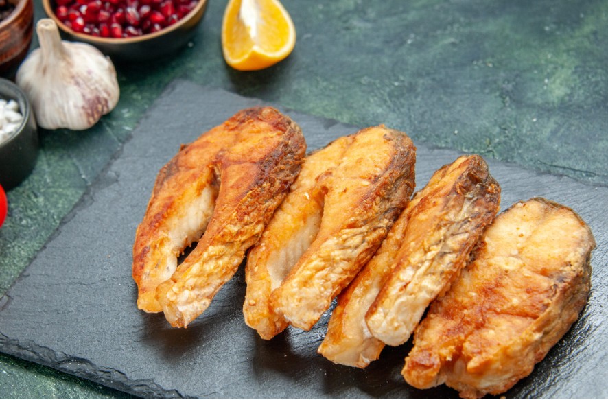 Seafood Plates - Delicious fried fish plates with sides